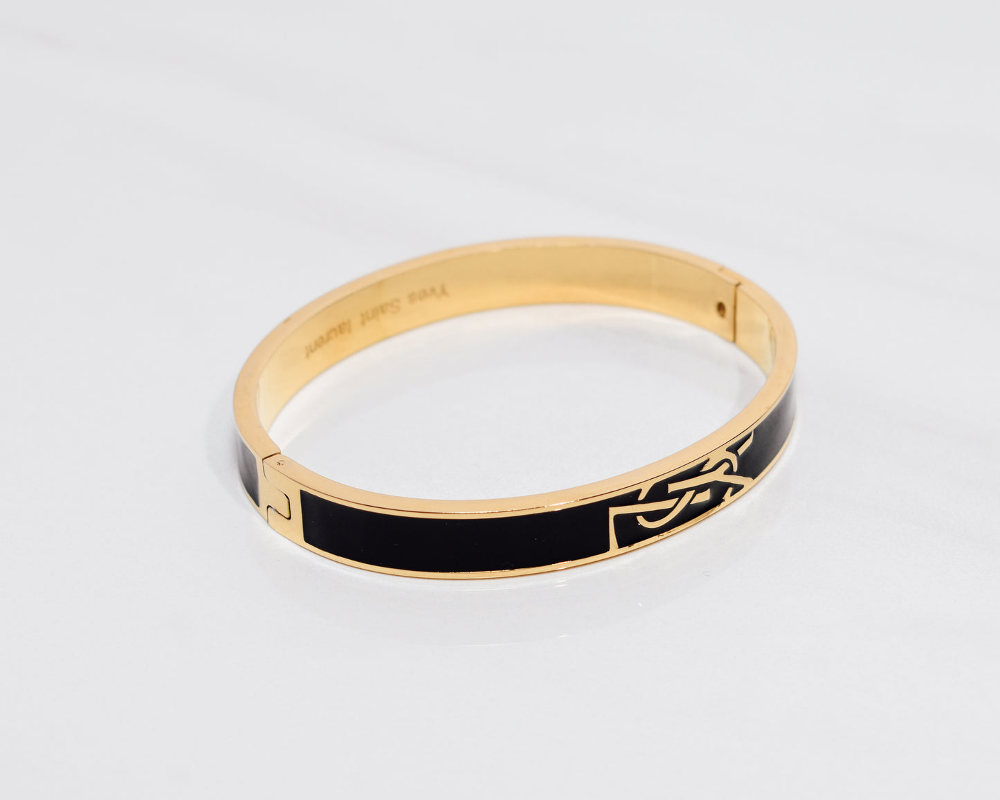Y Black Plaque Bracelet