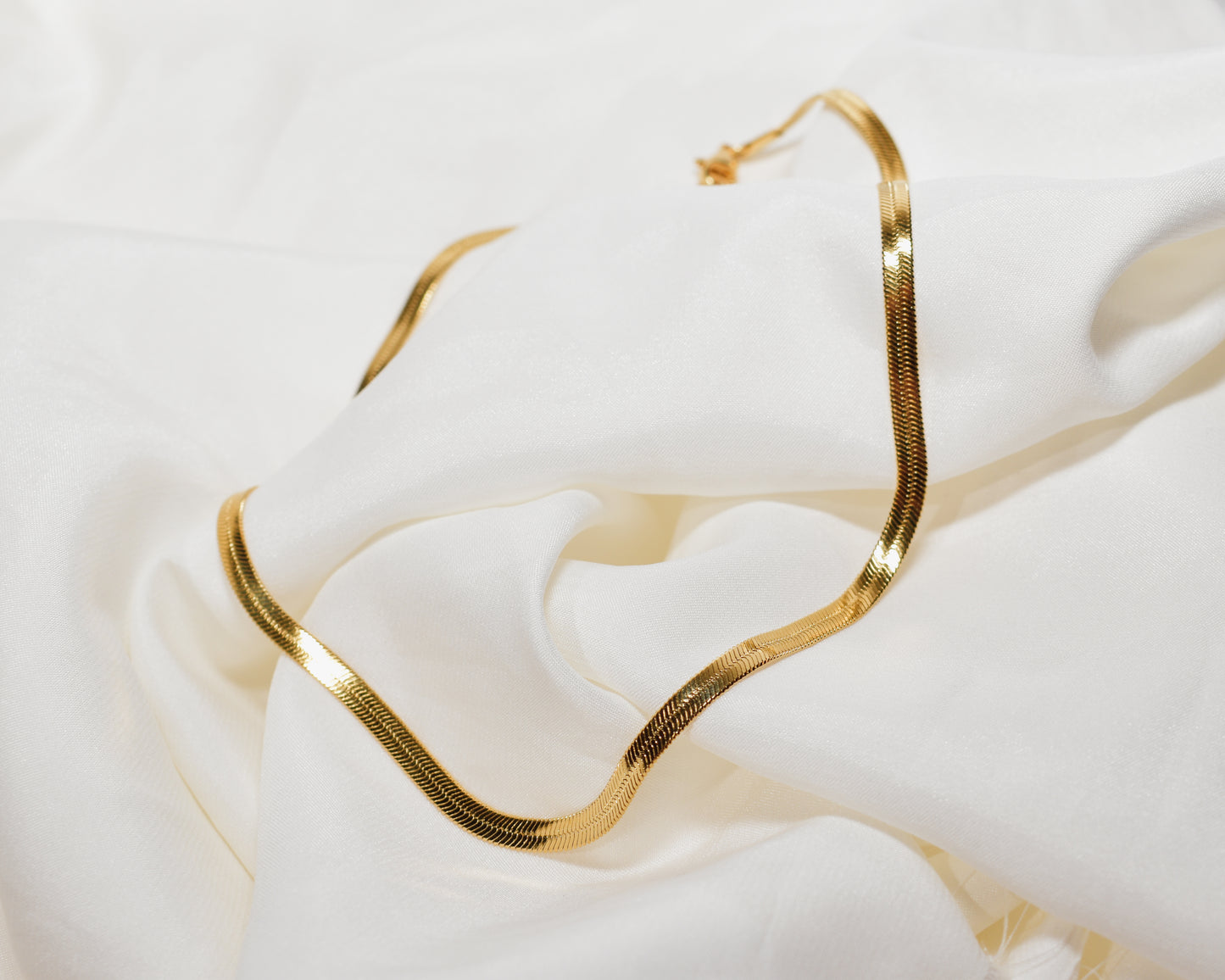 Herringbone Snake Necklace