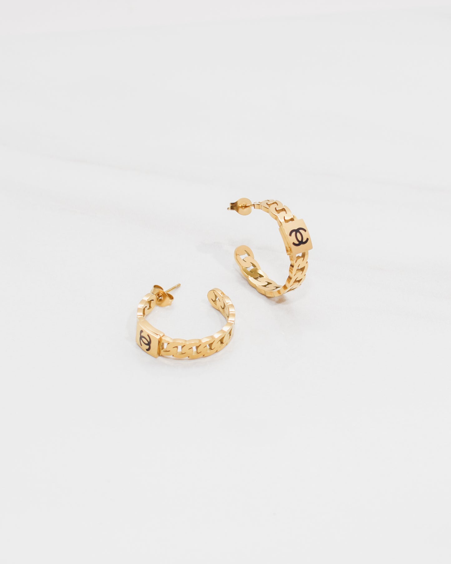 Parisian Chic Gourmet Half Hoops