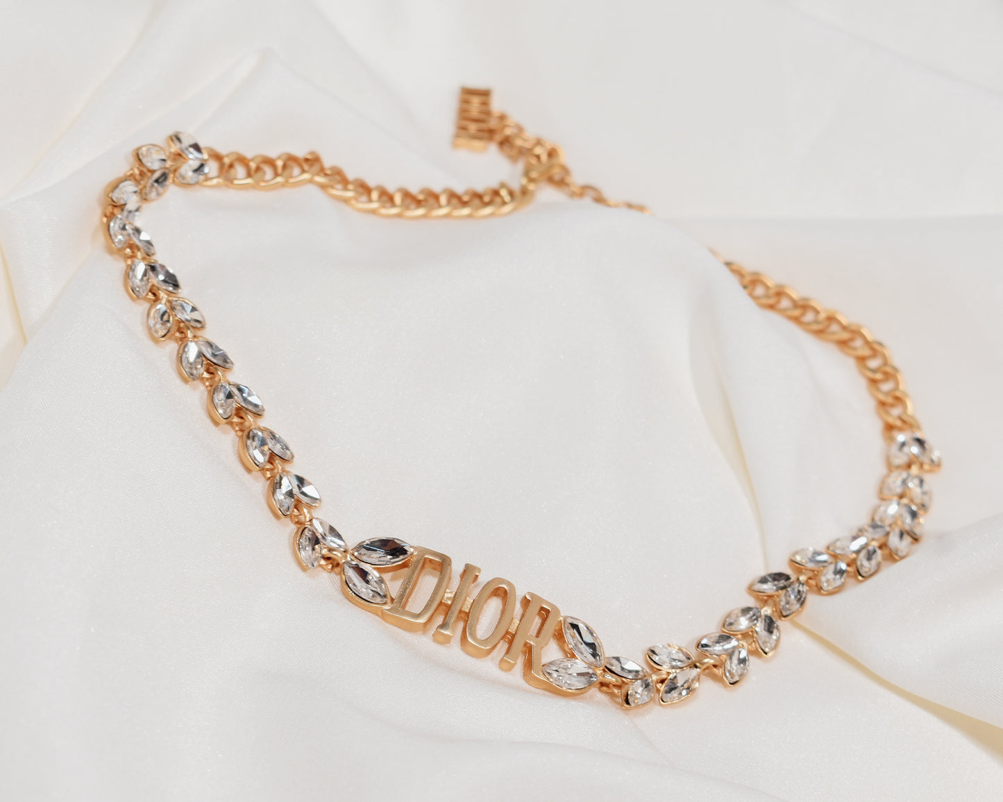 CD Crystal Leaf Necklace