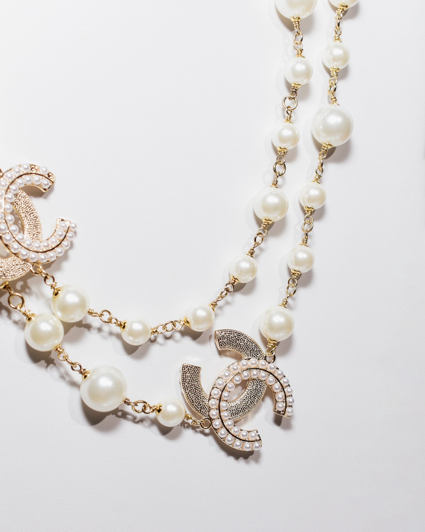 Parisian Chic Long Pearl Necklace