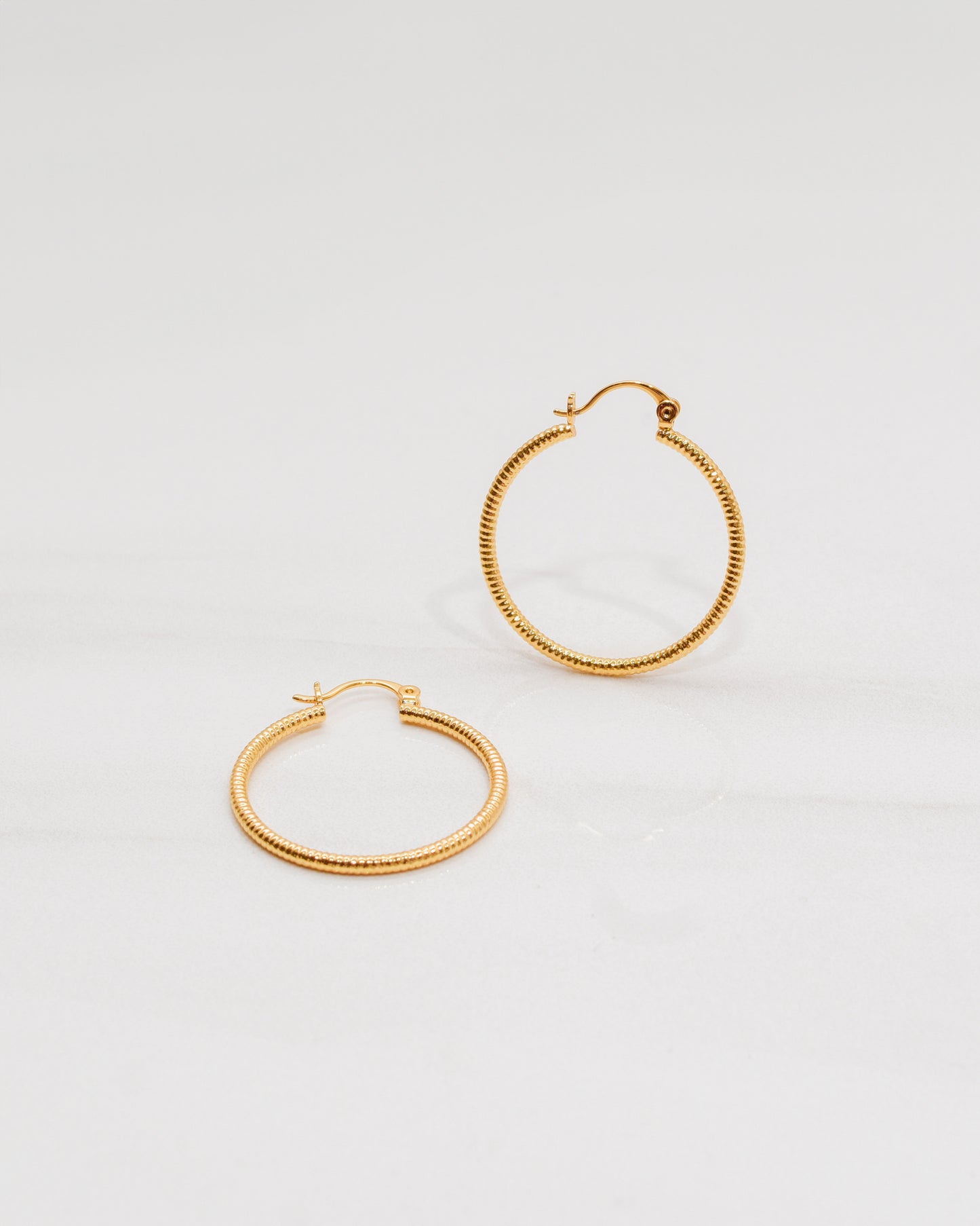 Coil Ribbed Hoops