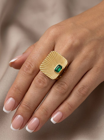 Verdant Muse Ring