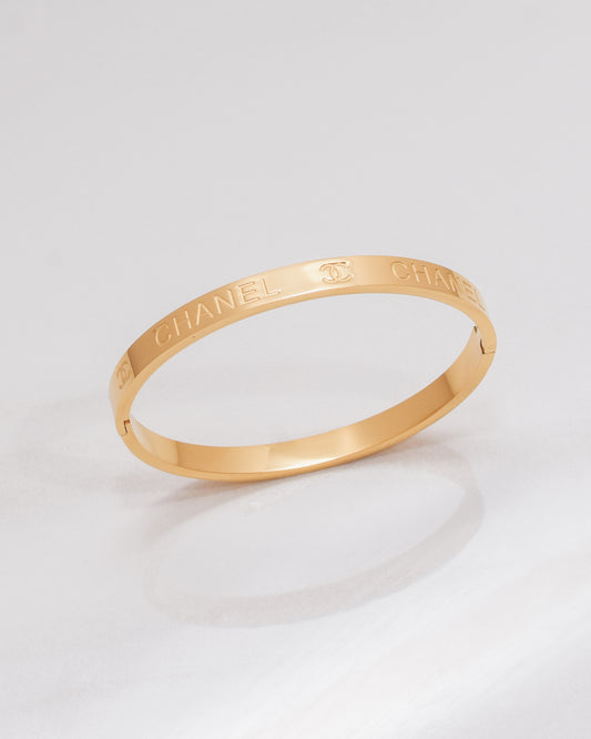 Parisian Chic Classic Bangle